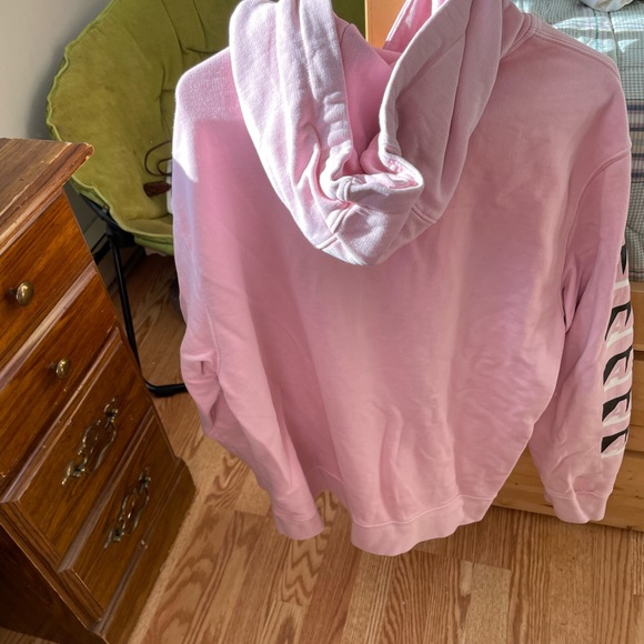 American Eagle Outfitters Pink Hoodie with Logo - Picture 4 of 5